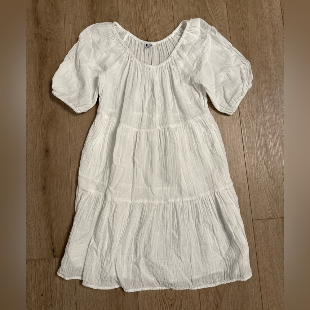 Old Navy White Short Sleeve Dress
